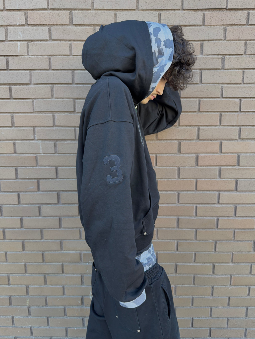 "AERUX" Zip-Up